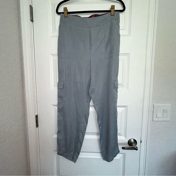 Soft Surroundings Pull On Lightweight Cargo Pants